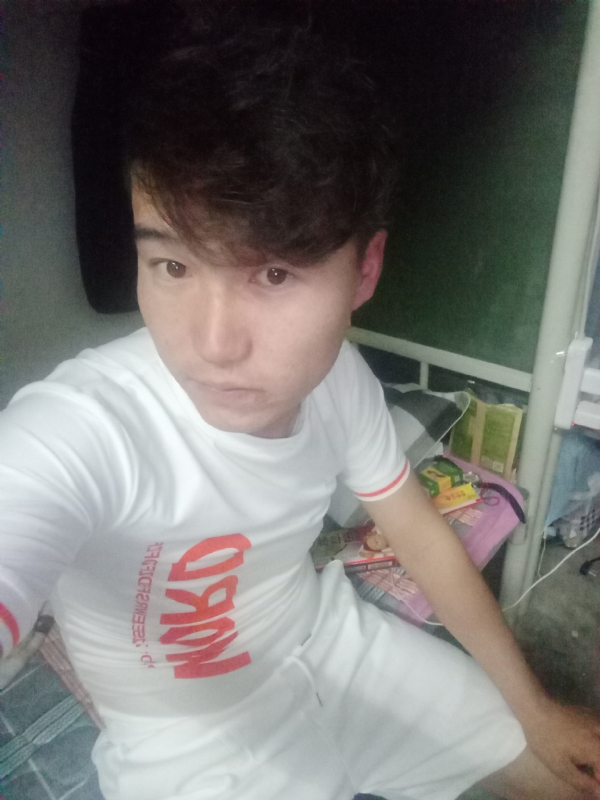 再回首的第一张照片--吴忠交友中心